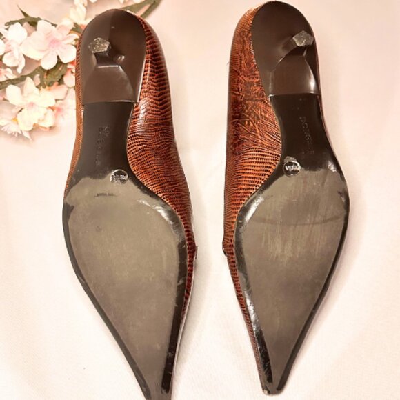 Vintage BCBGirls Low Heels - Picture 9 of 9